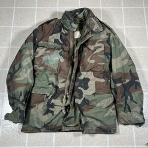 Vintage‎ US Army M65 Field Jacket Mens M Woodland Camo Cold Weather Coat Liner